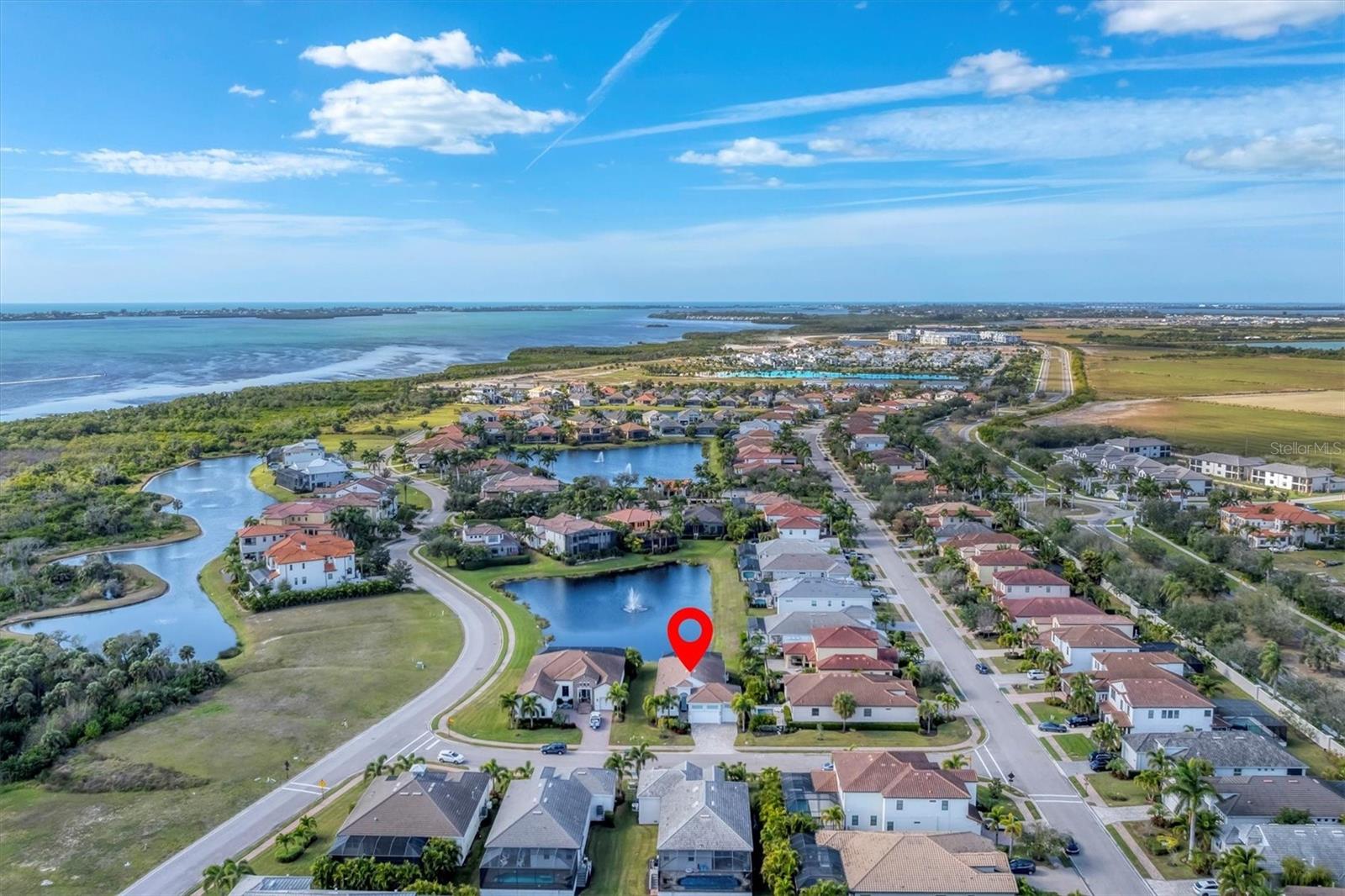 LEGENDS BAY - Residential