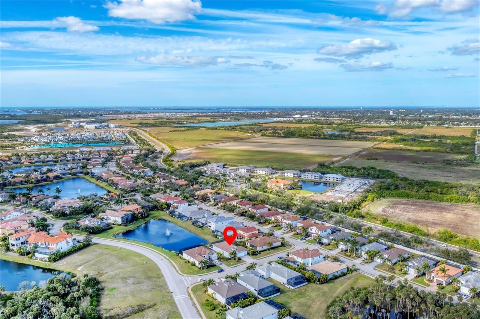 LEGENDS BAY - Residential