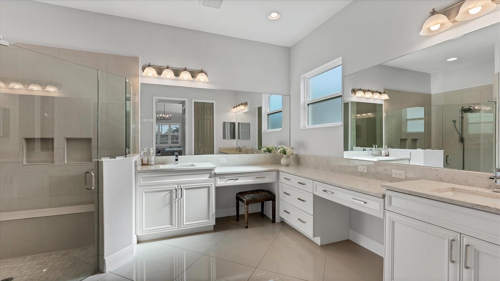 LEGENDS BAY - Residential