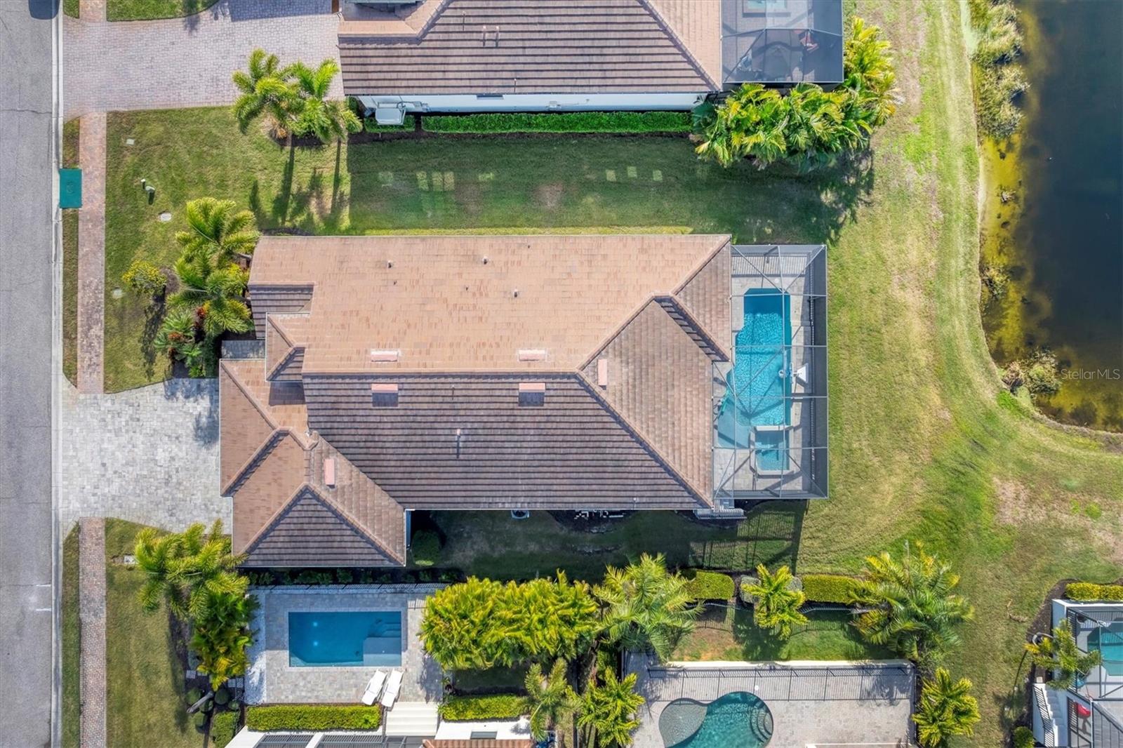 LEGENDS BAY - Residential