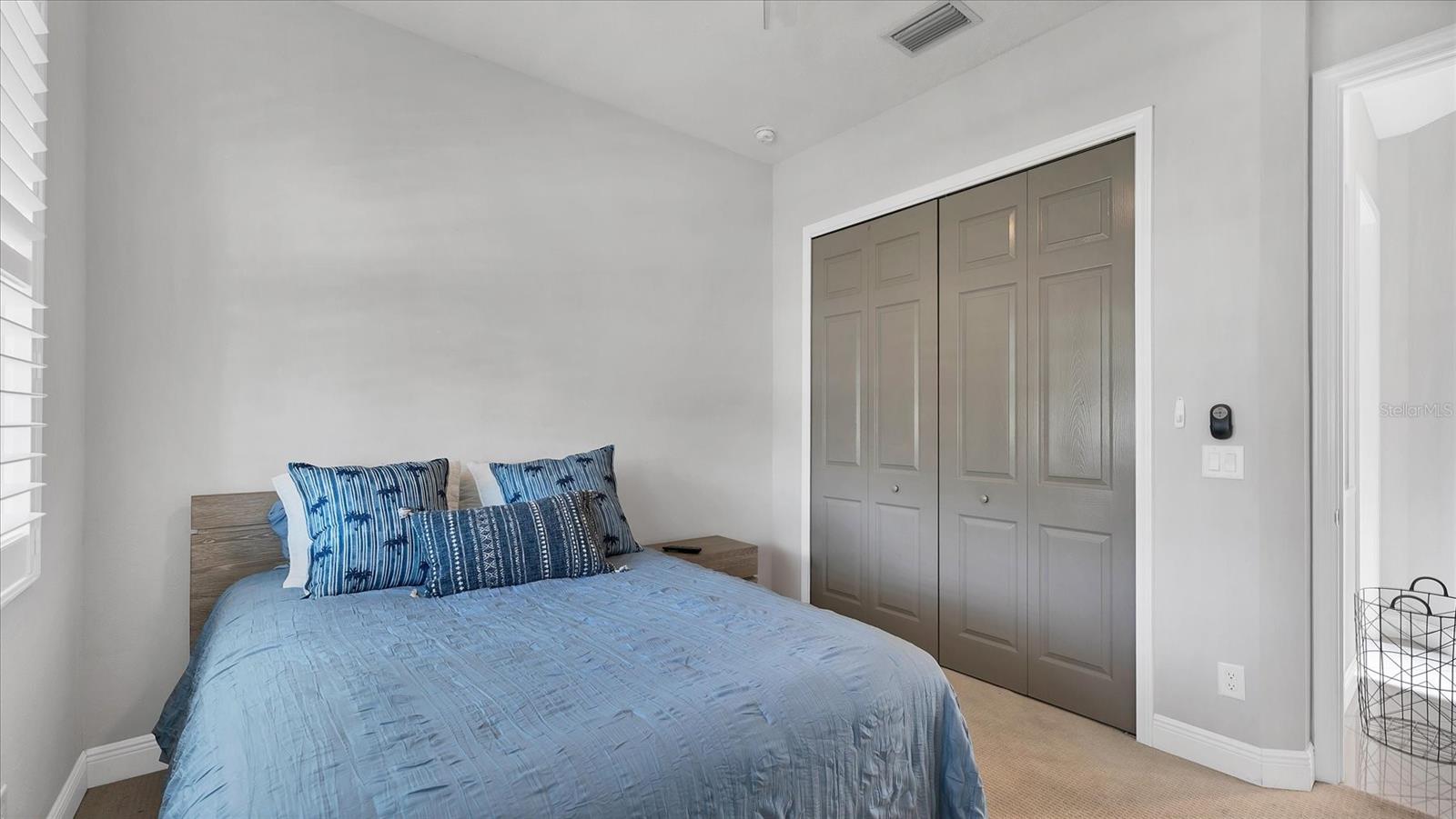 LEGENDS BAY - Residential