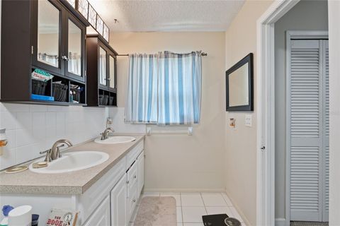 Tiny photo for 10625 SE 151st Street, Summerfield, FL 34491 (MLS # O6378270)
