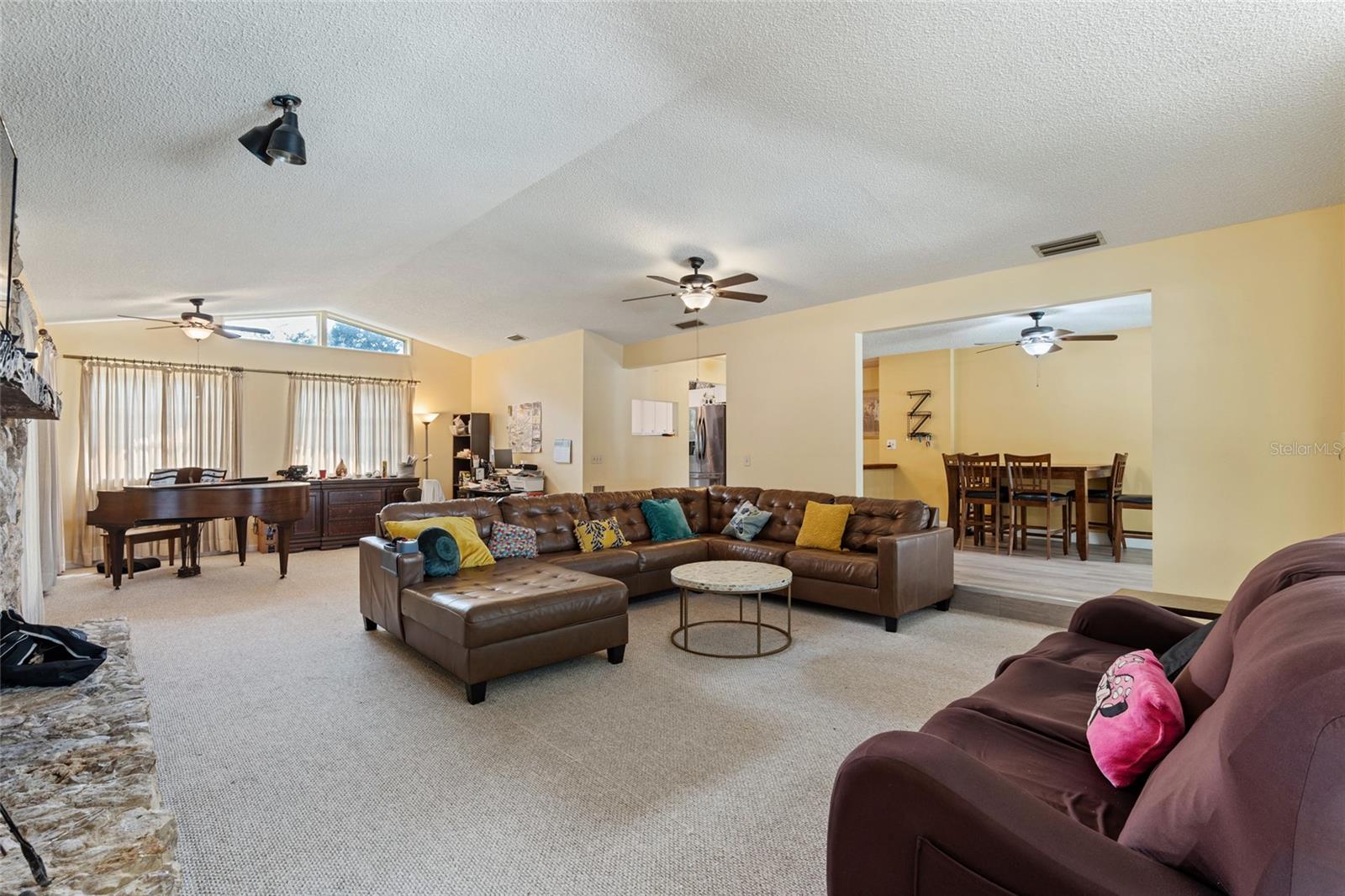 BOOK F PAGE 25 - Residential