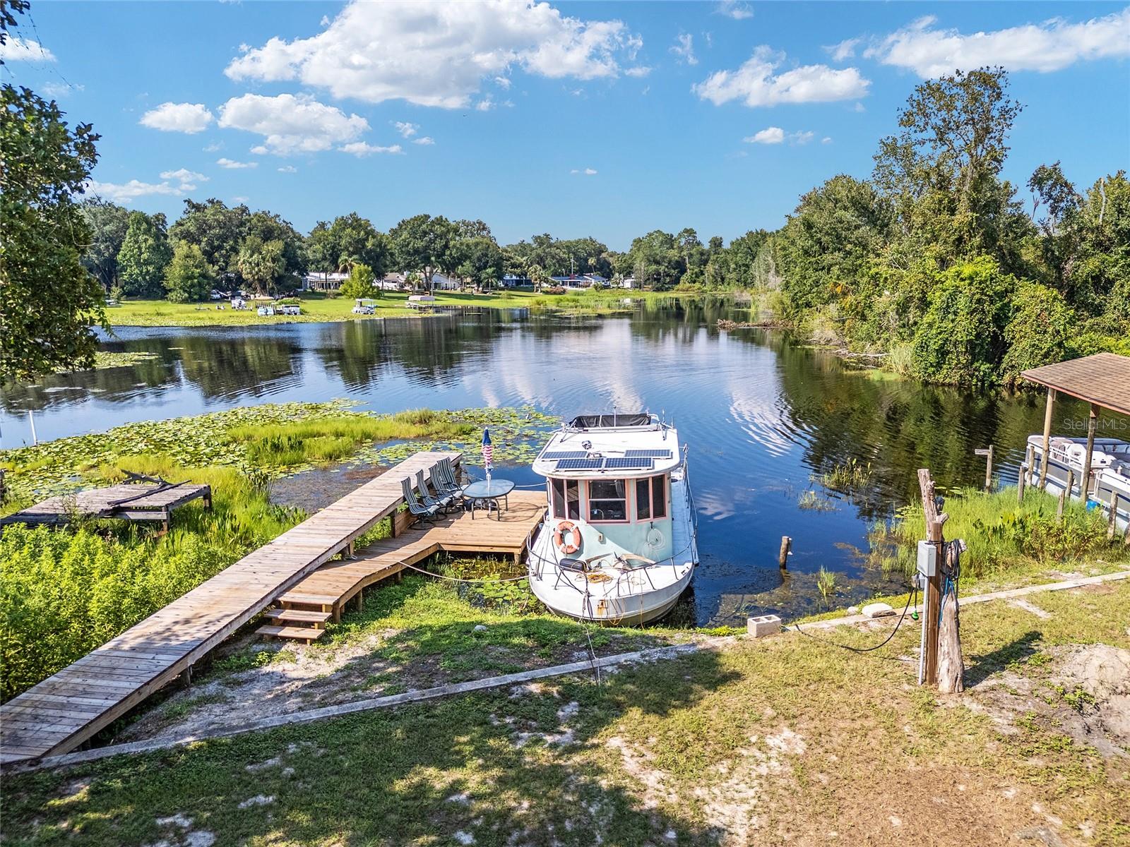 BOOK F PAGE 25 - Residential