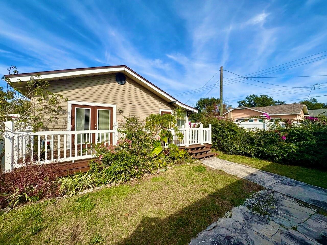 RIVERCREST - Residential Lease