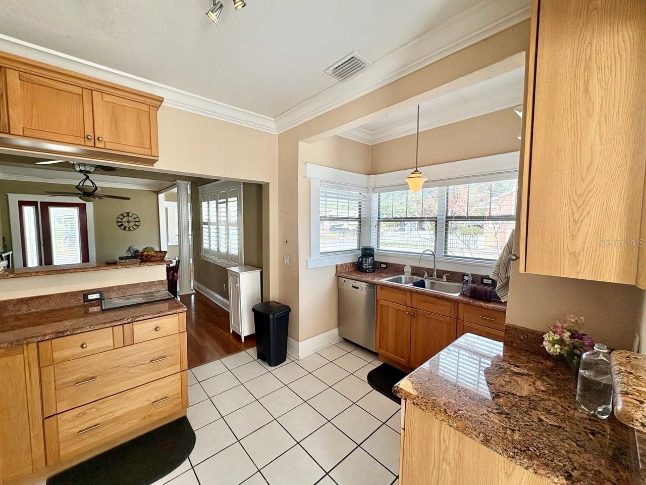 RIVERCREST - Residential Lease