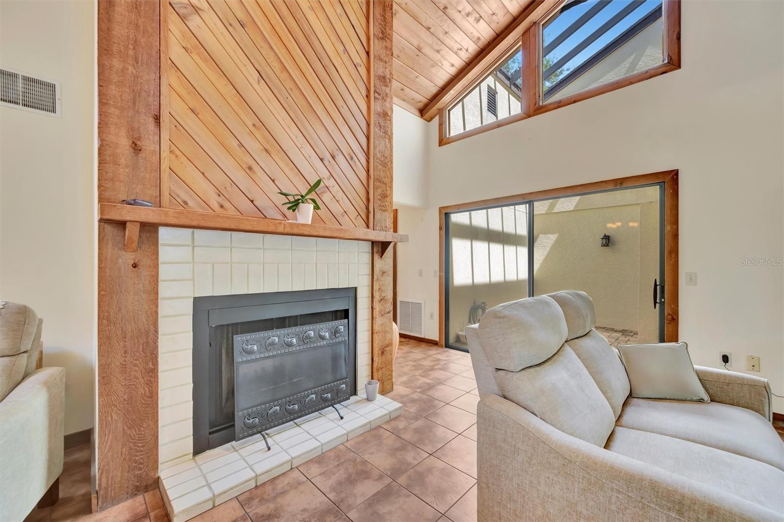 PINE BAY FOREST - Residential