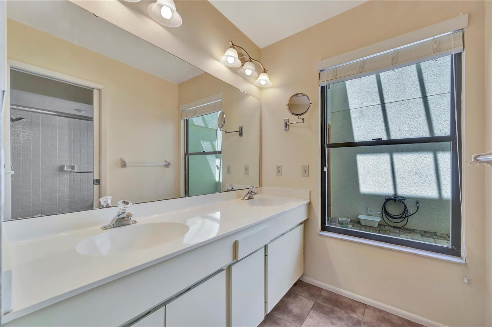 PINE BAY FOREST - Residential