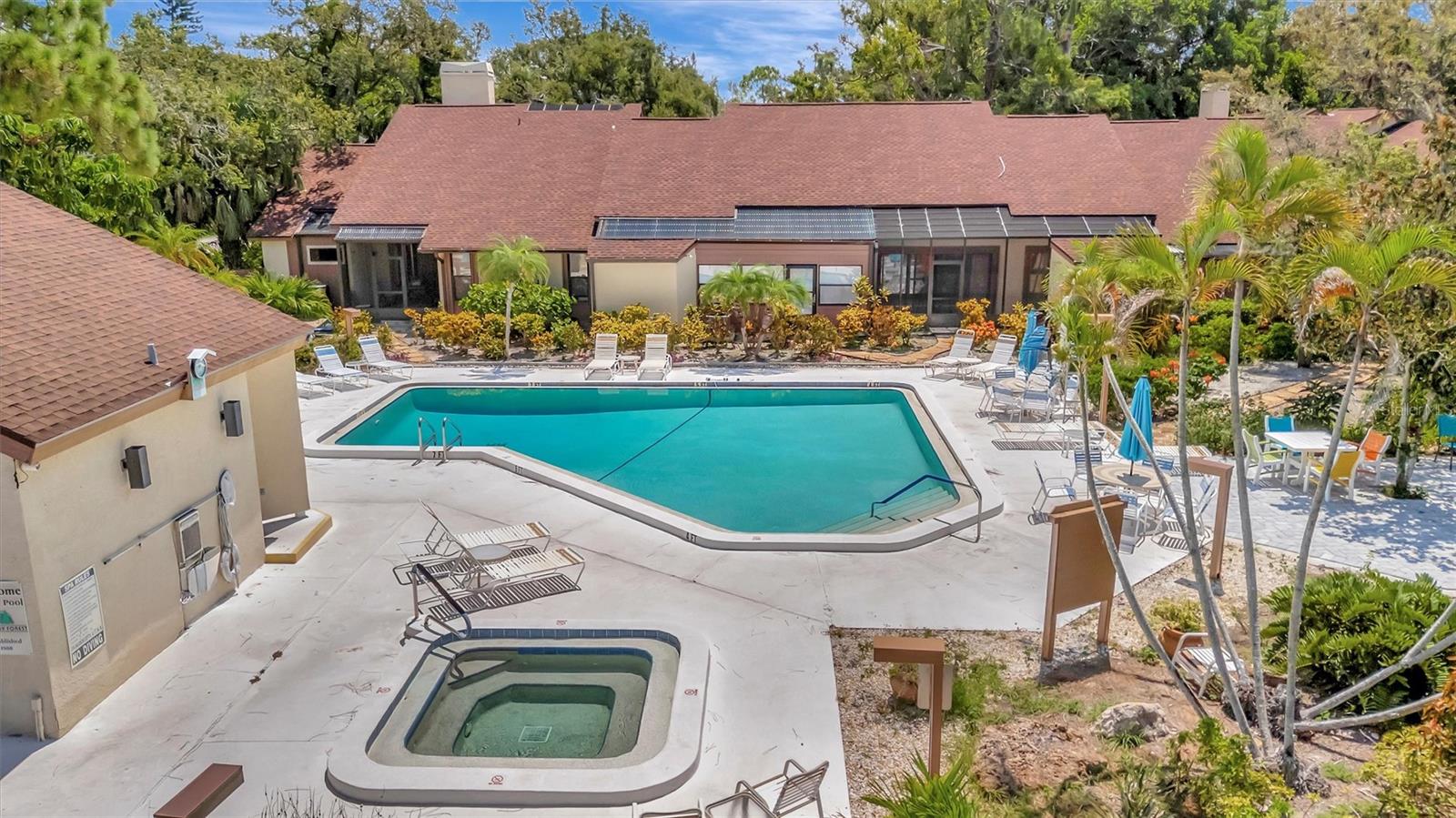 PINE BAY FOREST - Residential