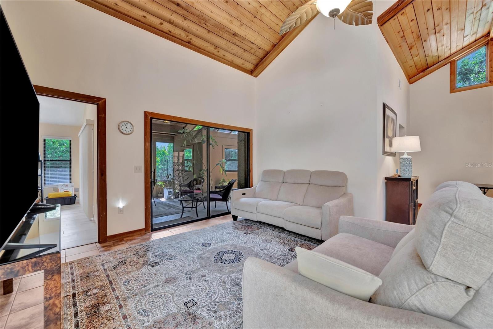 PINE BAY FOREST - Residential