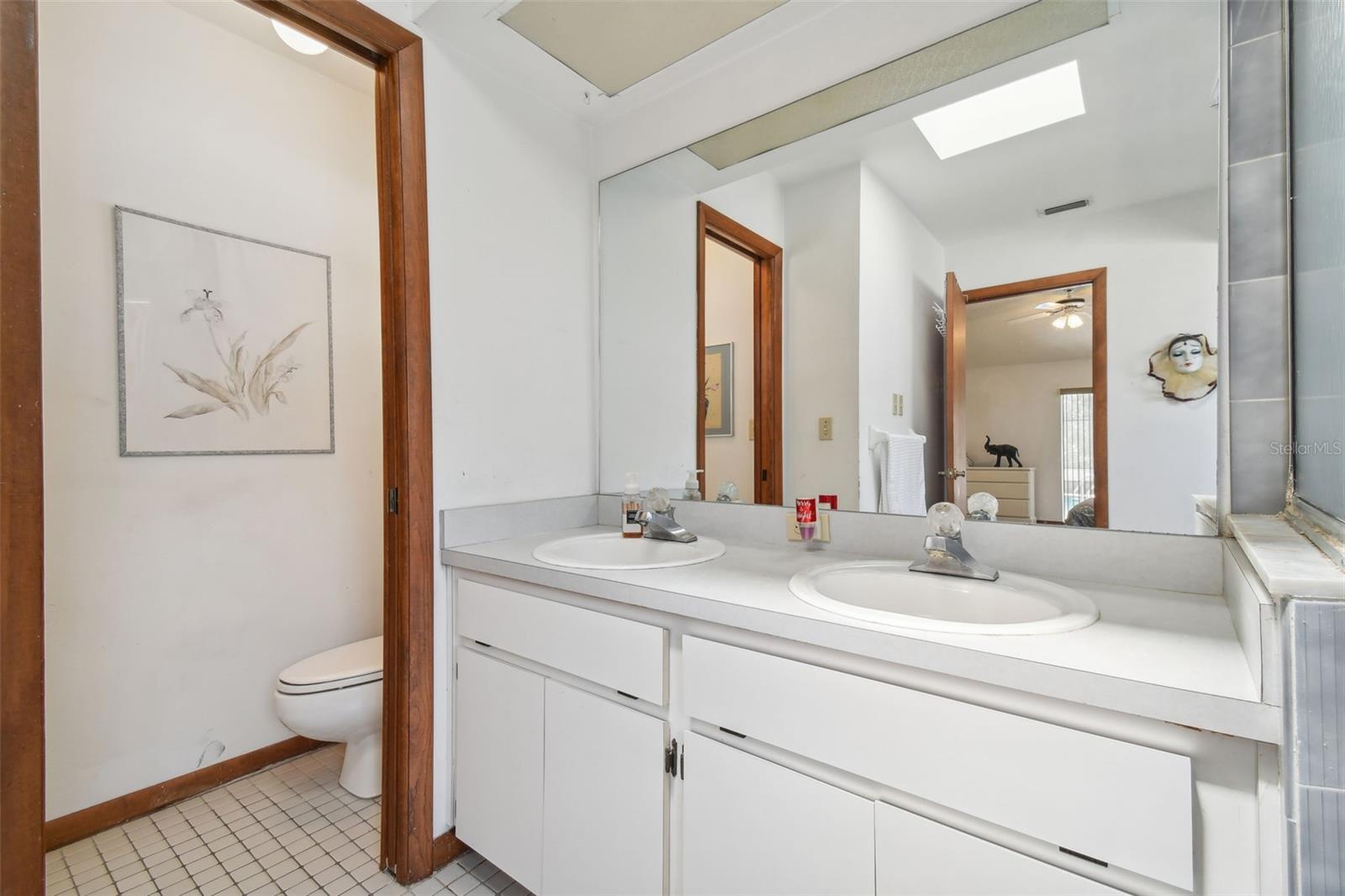 LAKESIDE WOODLANDS - Residential