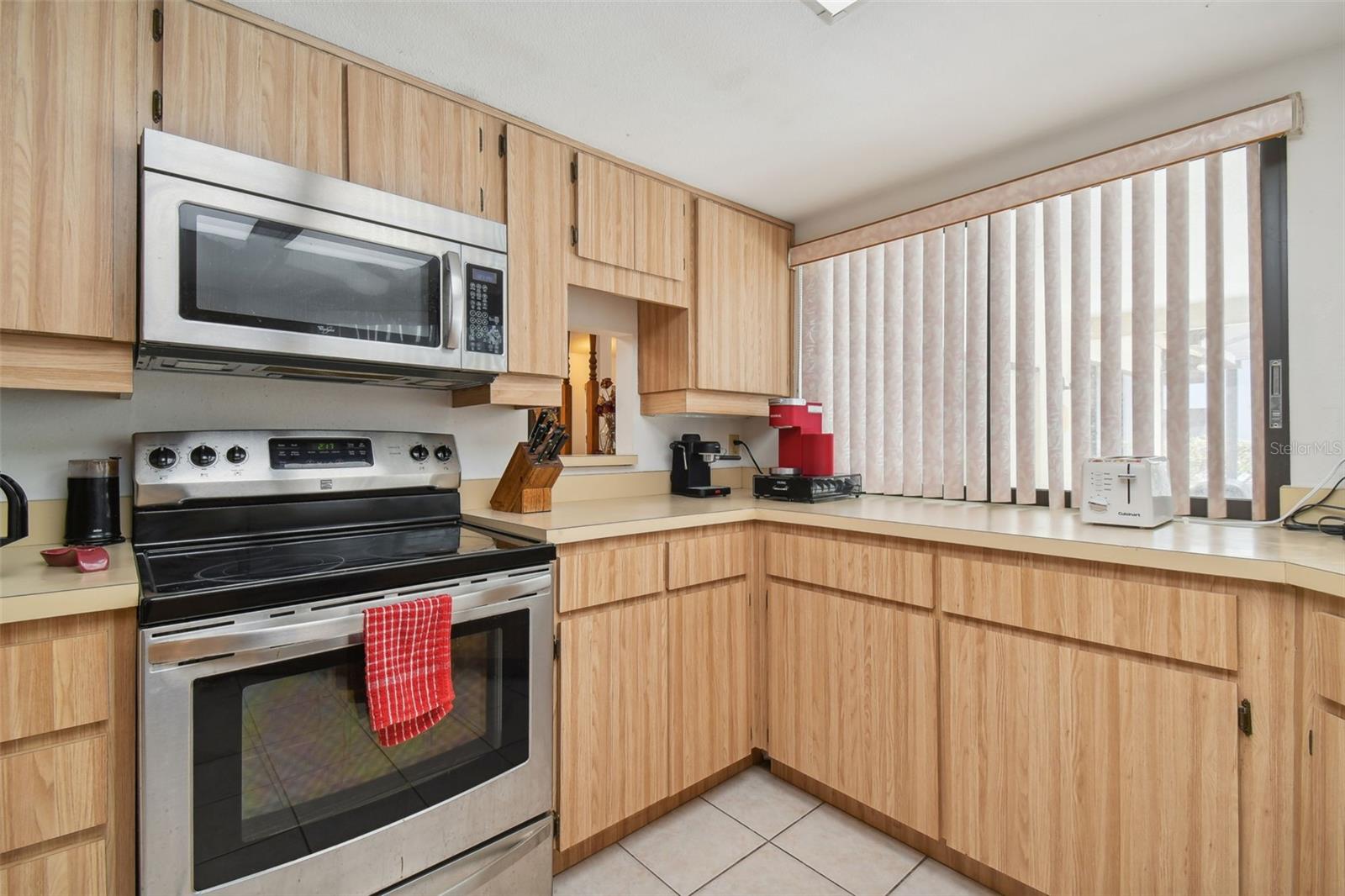 LAKESIDE WOODLANDS - Residential