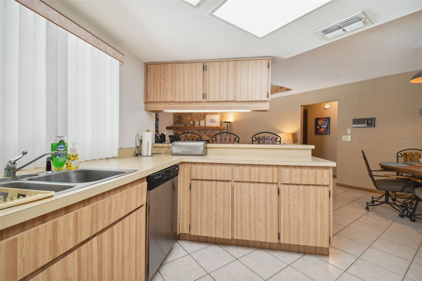 LAKESIDE WOODLANDS - Residential