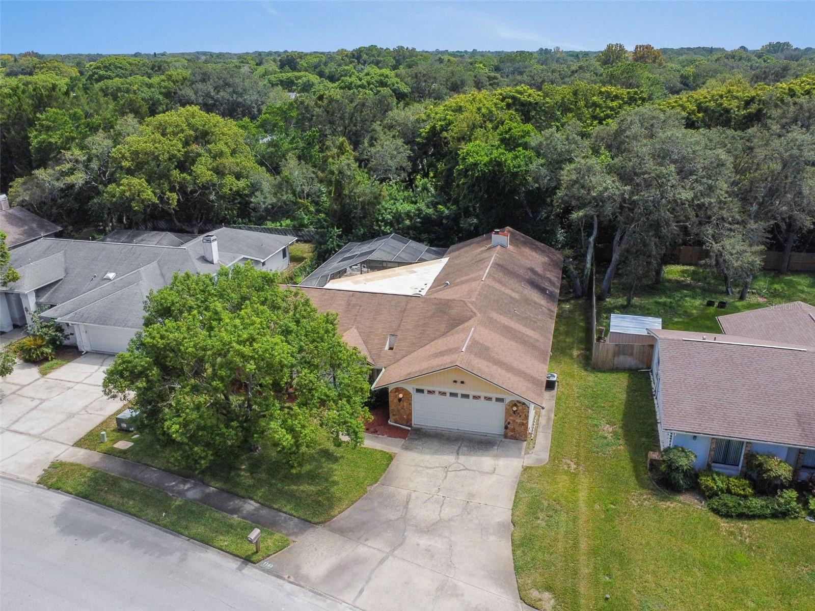 LAKESIDE WOODLANDS - Residential