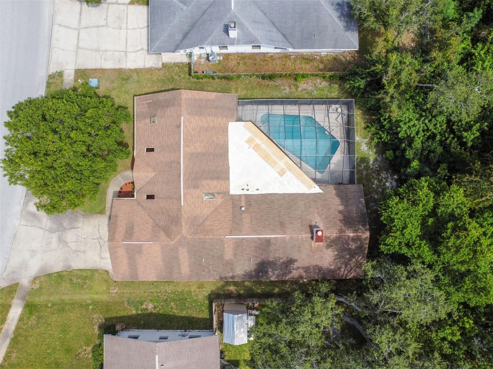 LAKESIDE WOODLANDS - Residential