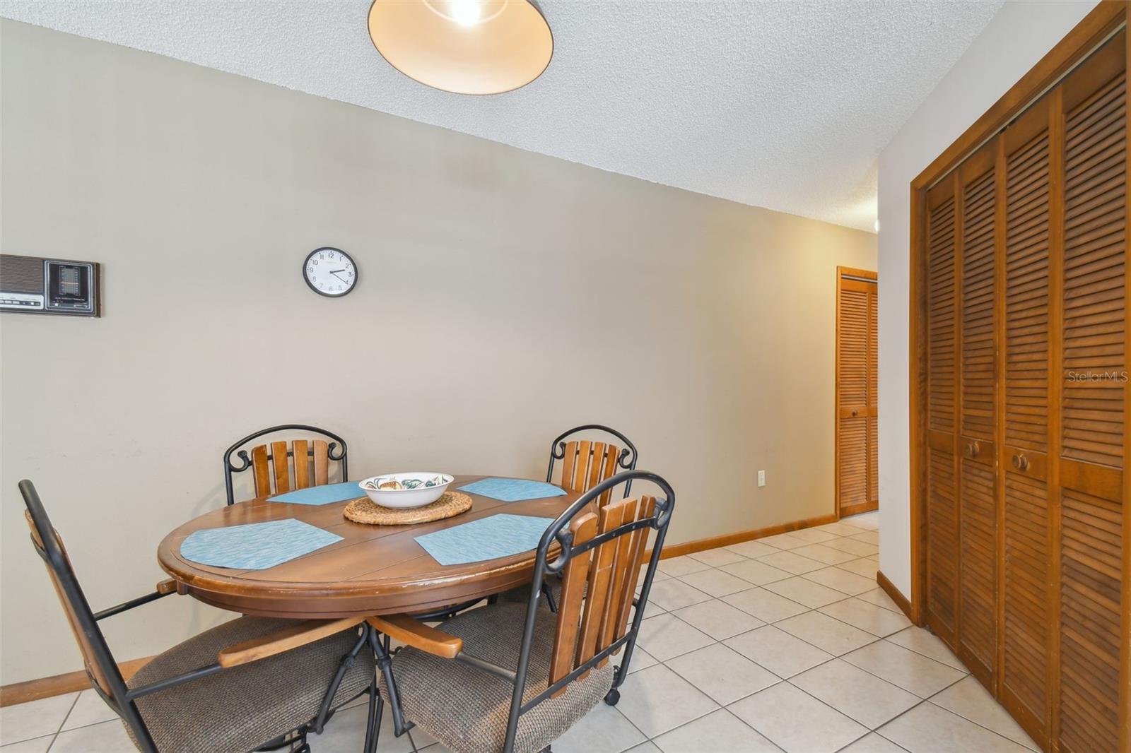 LAKESIDE WOODLANDS - Residential