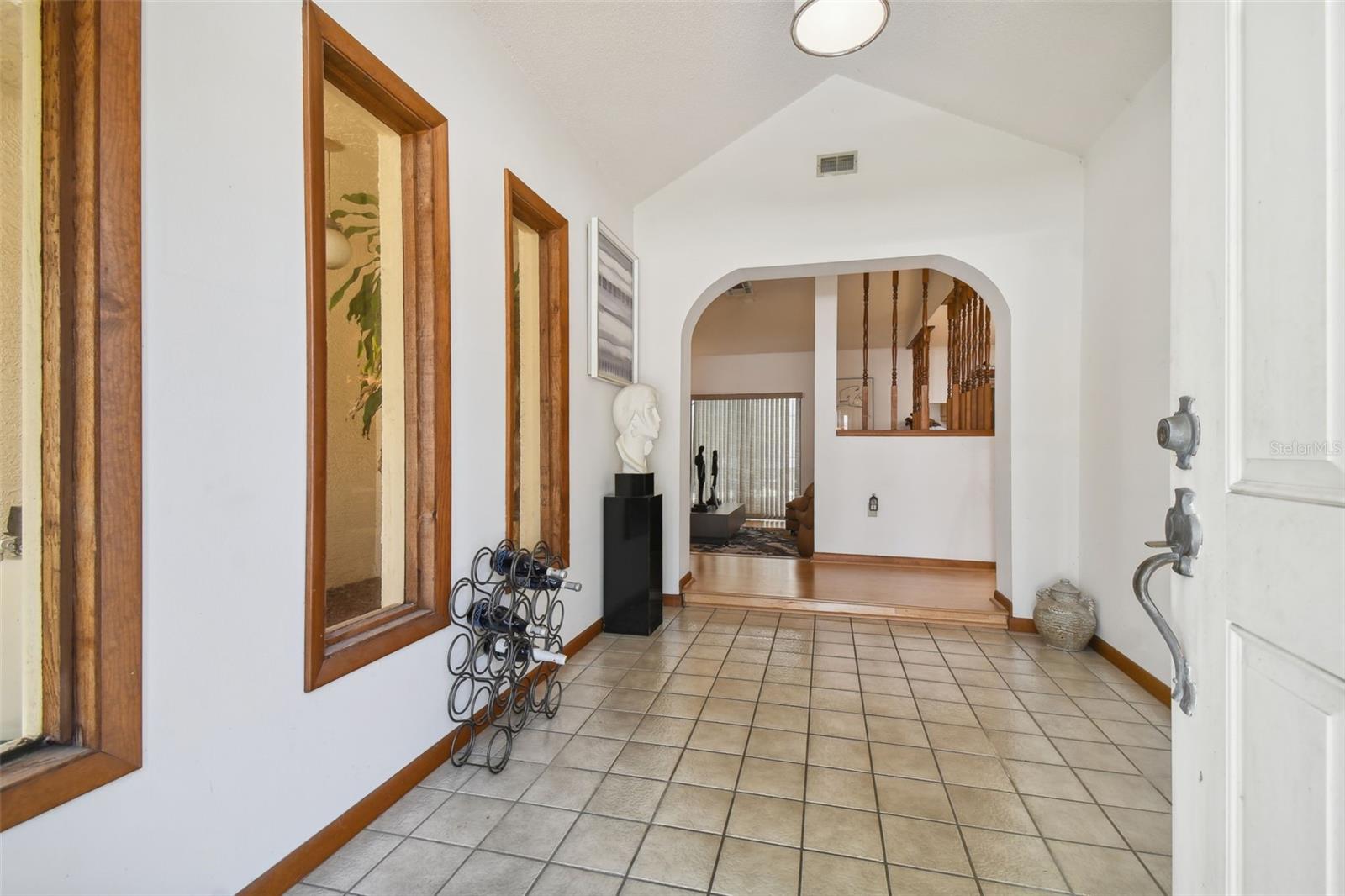 LAKESIDE WOODLANDS - Residential