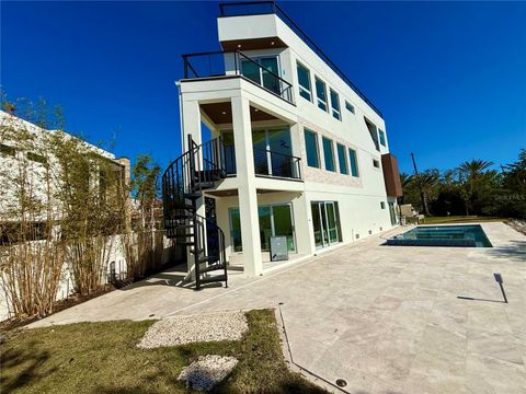 A home in SARASOTA