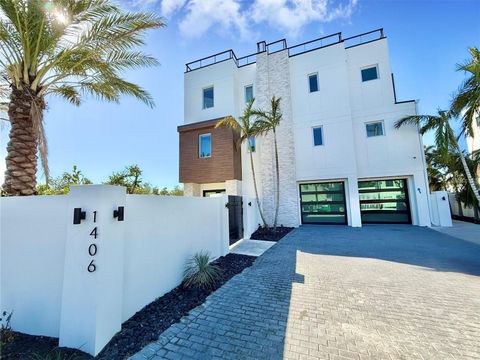 A home in SARASOTA