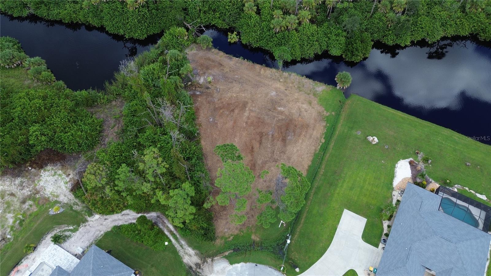134 GLADES DRIVE