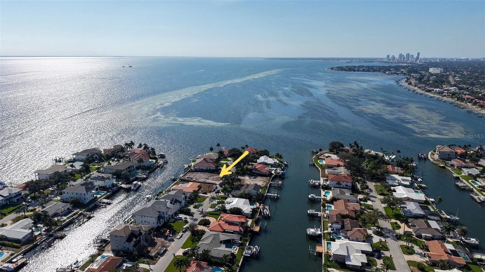 1920 HAWAII AVENUE NE