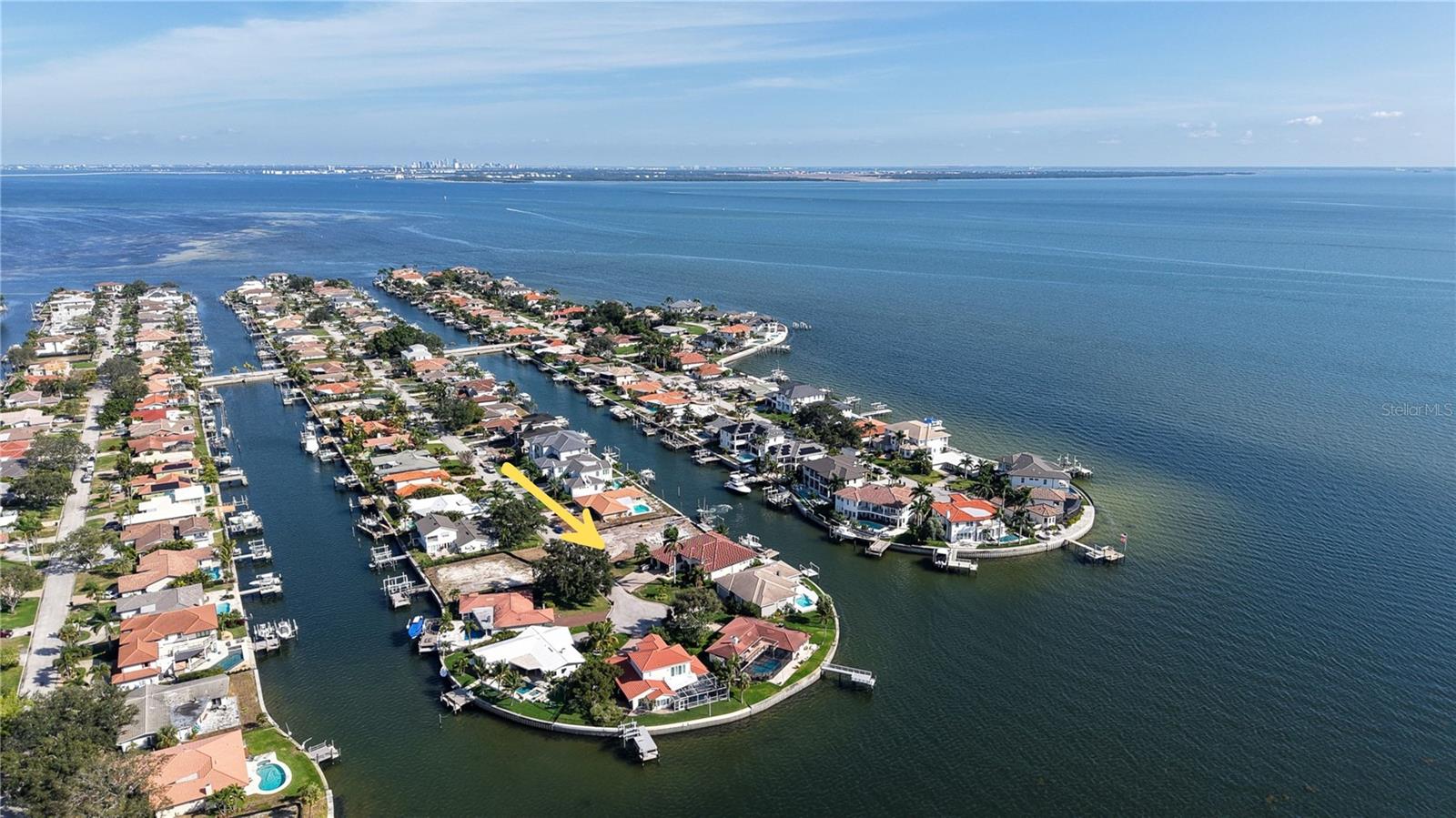 1920 HAWAII AVENUE NE