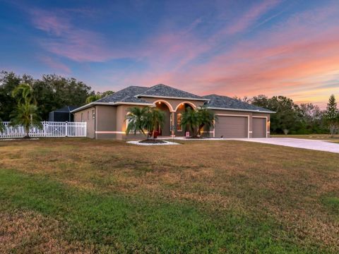 A home in PARRISH