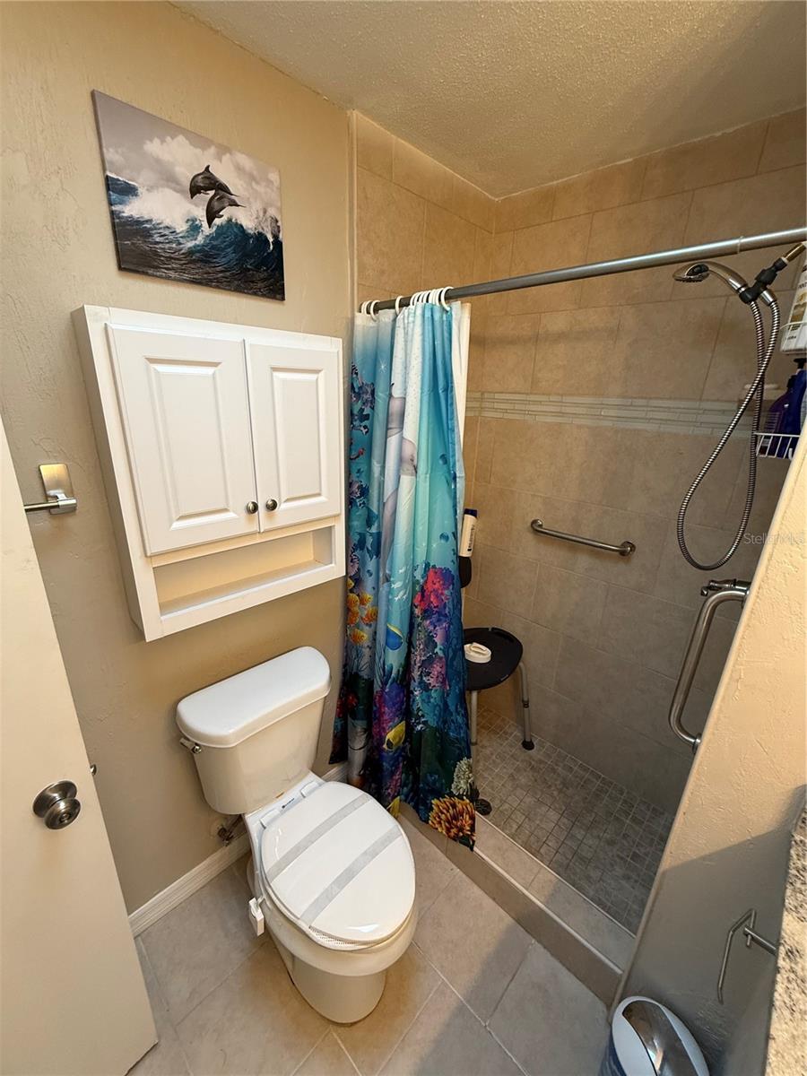 WOODMERE - Residential