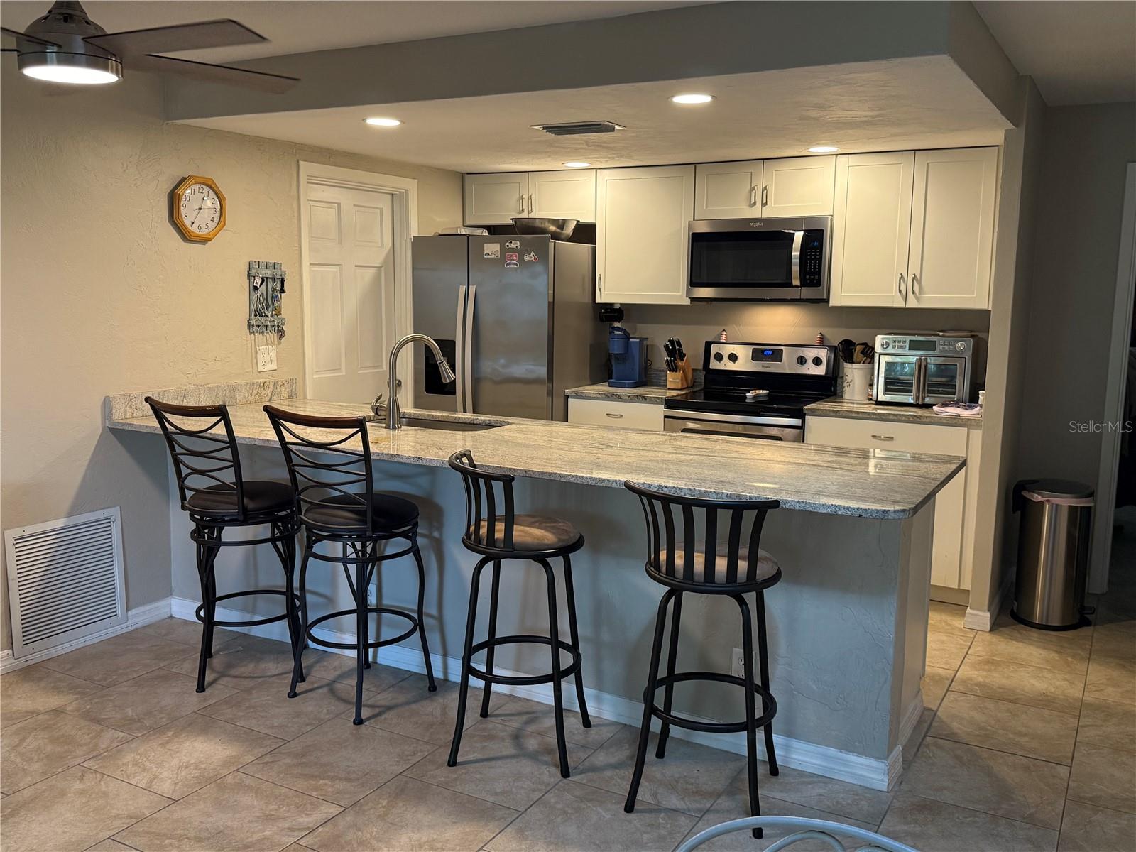 WOODMERE - Residential