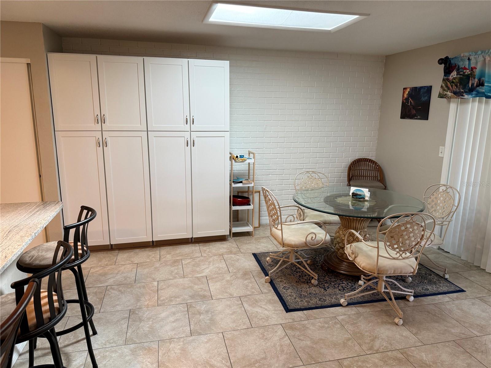 WOODMERE - Residential