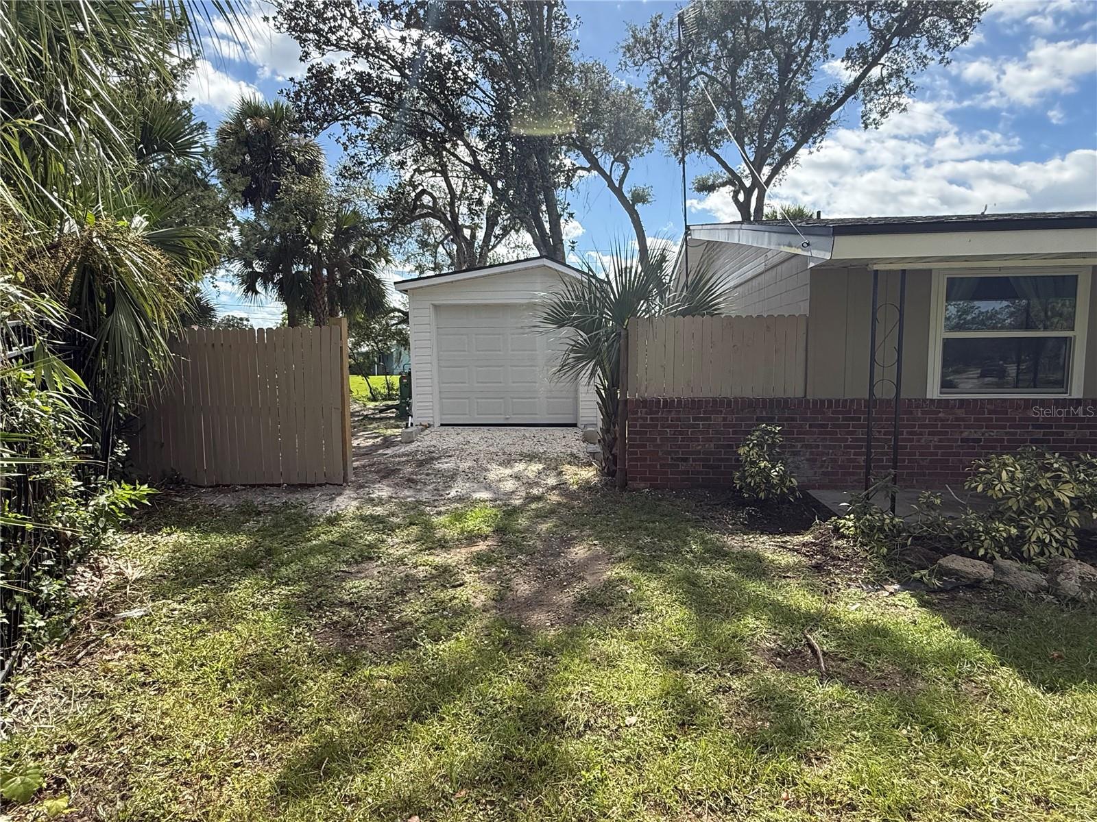 WOODMERE - Residential