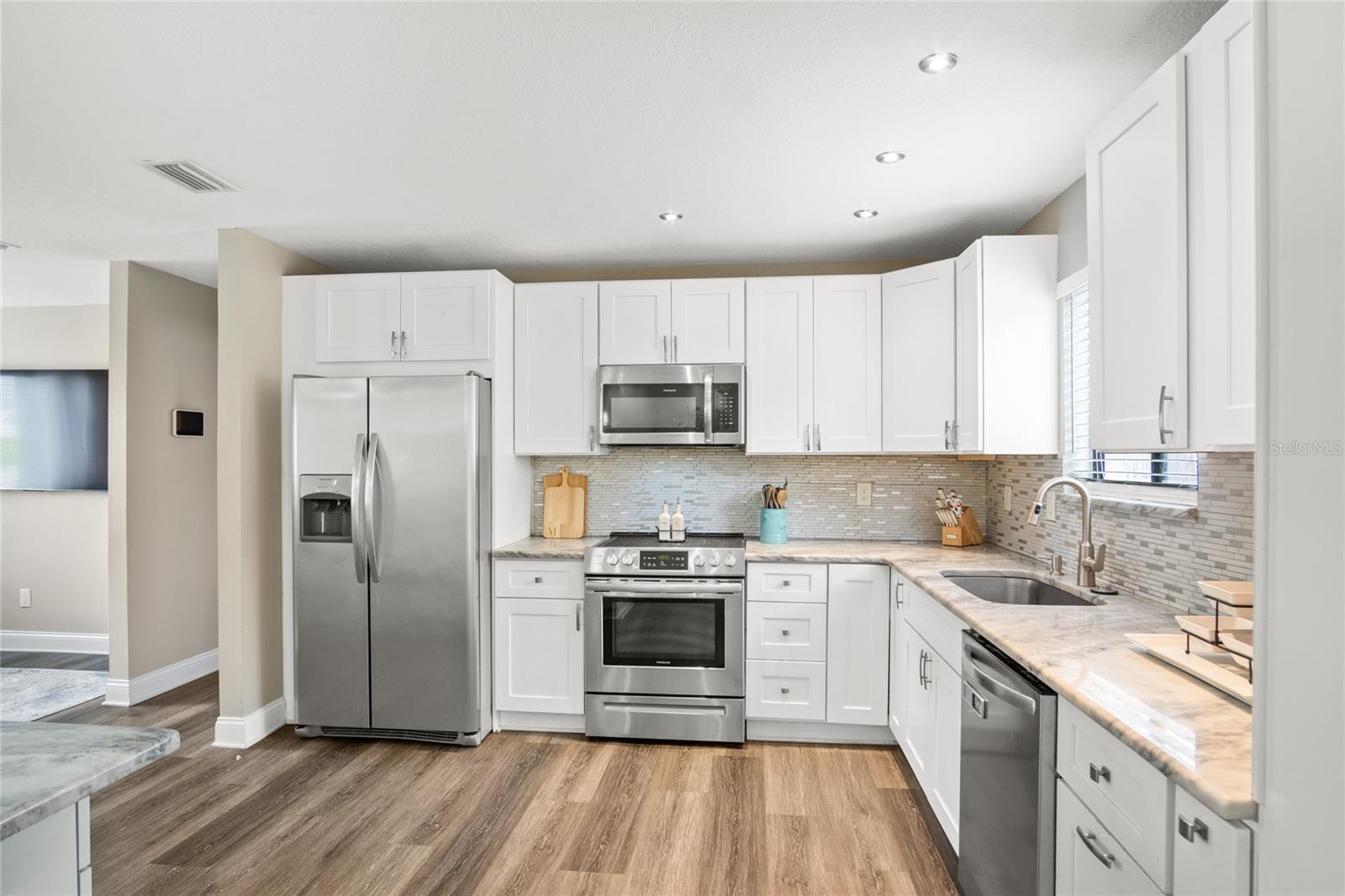 SHEELER OAKS PH 01 - Residential