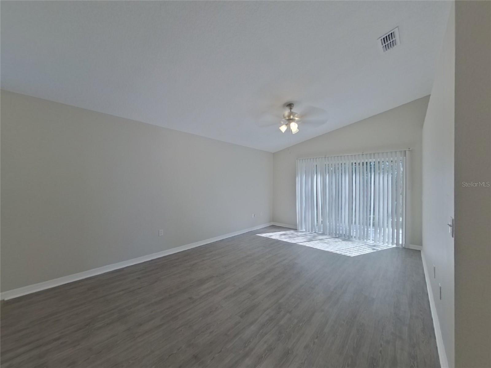 BELL HARBOR - Residential Lease