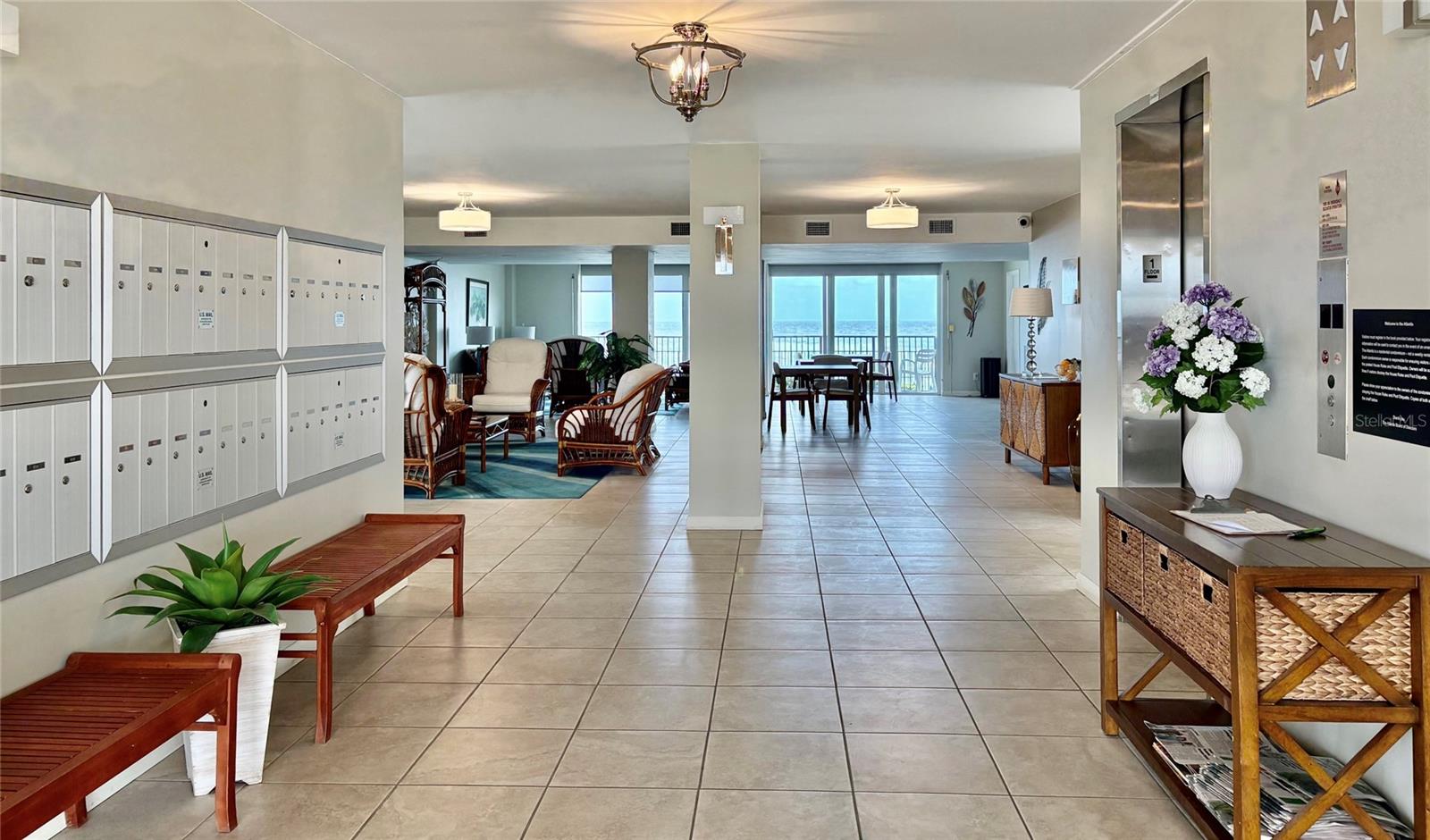 ATLANTIS CONDO - Residential