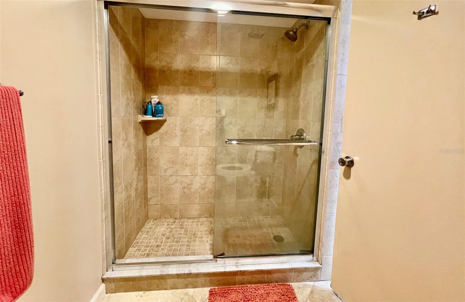 ATLANTIS CONDO - Residential