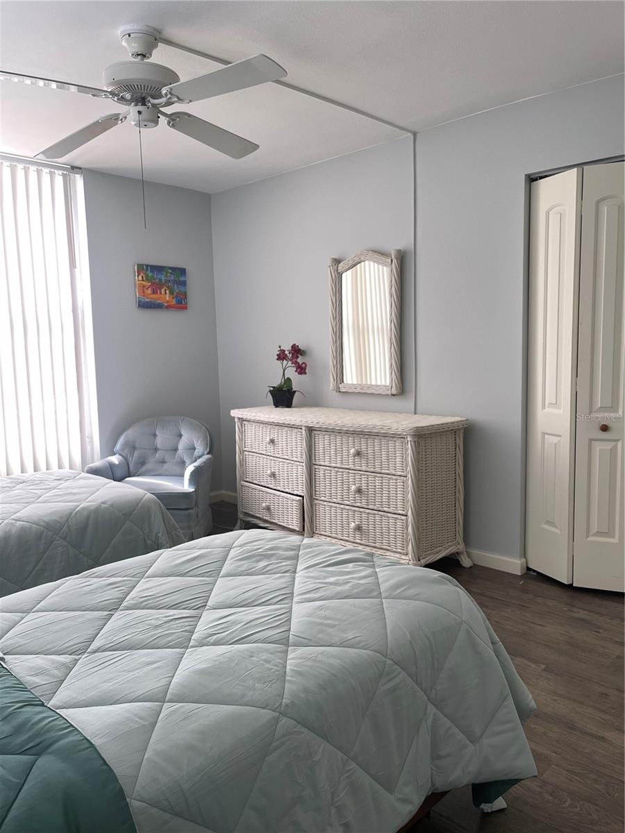 ATLANTIS CONDO - Residential