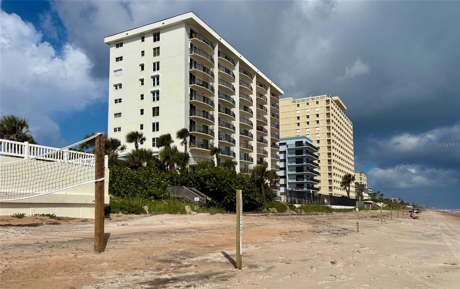 ATLANTIS CONDO - Residential