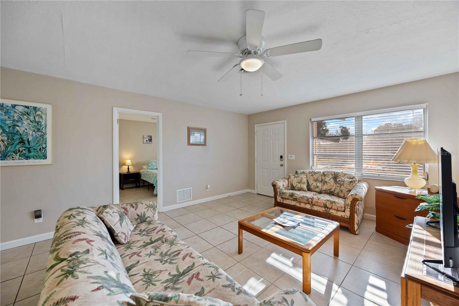 SOUTH VENICE UN 1 - Residential