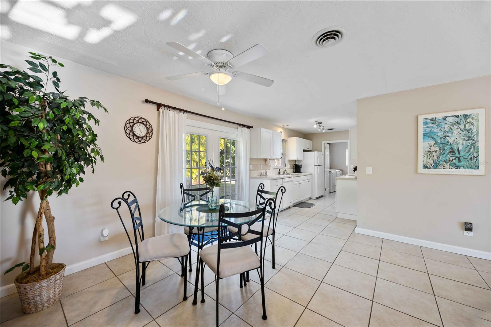 SOUTH VENICE UN 1 - Residential