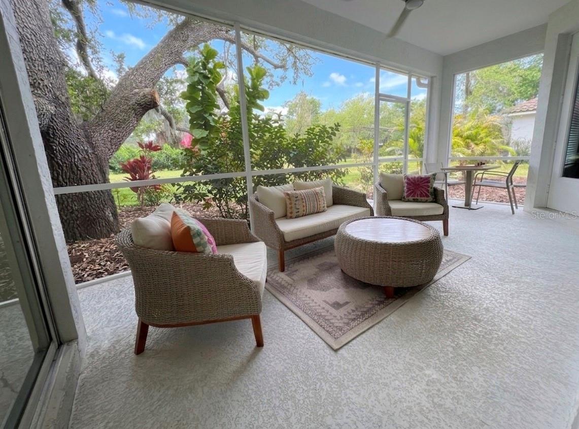 CALUSA LAKES - Residential