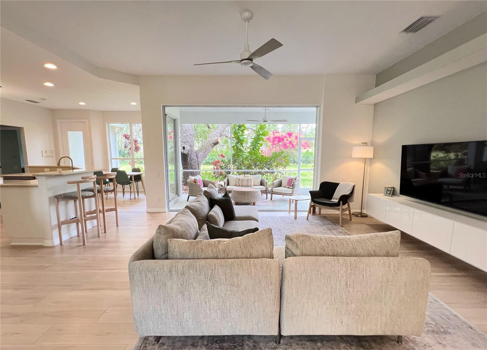 2152 CALUSA LAKES BOULEVARD