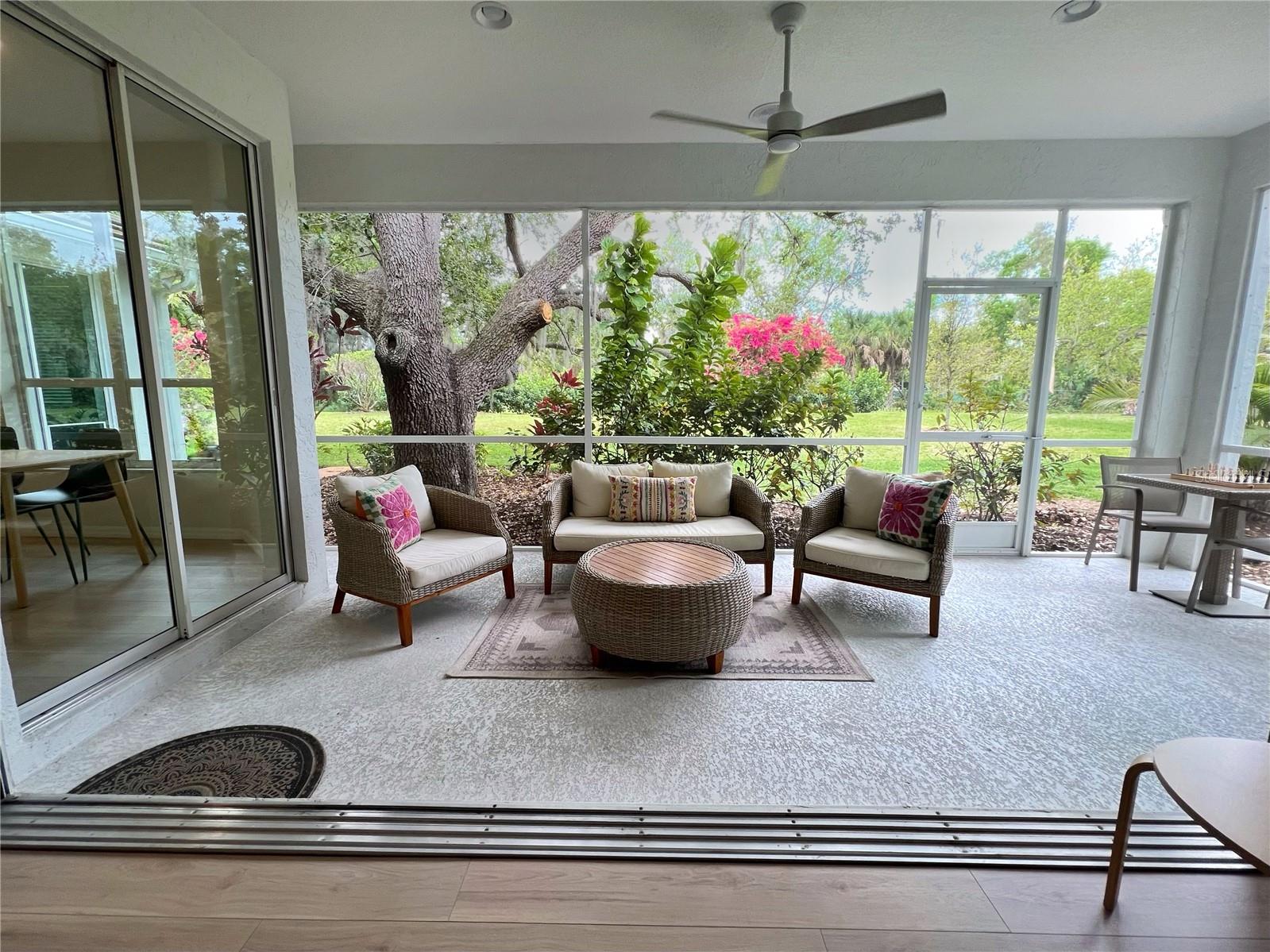 CALUSA LAKES - Residential