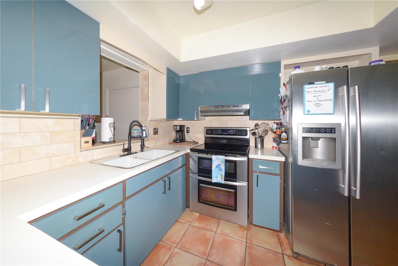 CORAL SHORES - Residential