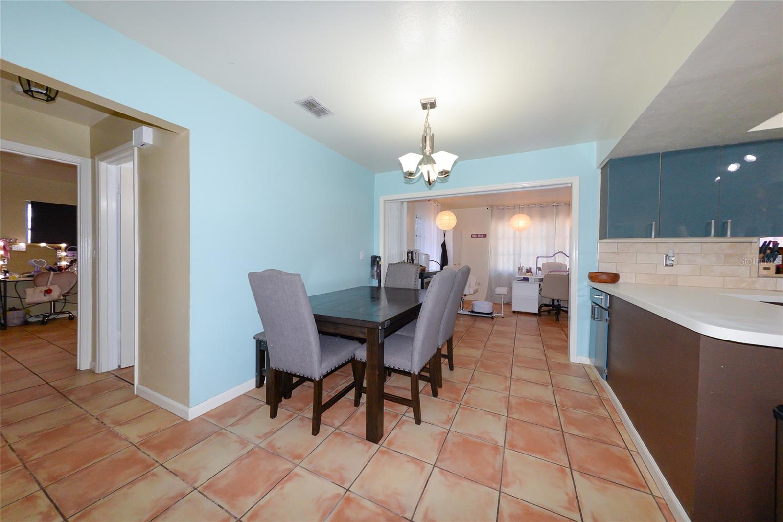 CORAL SHORES - Residential