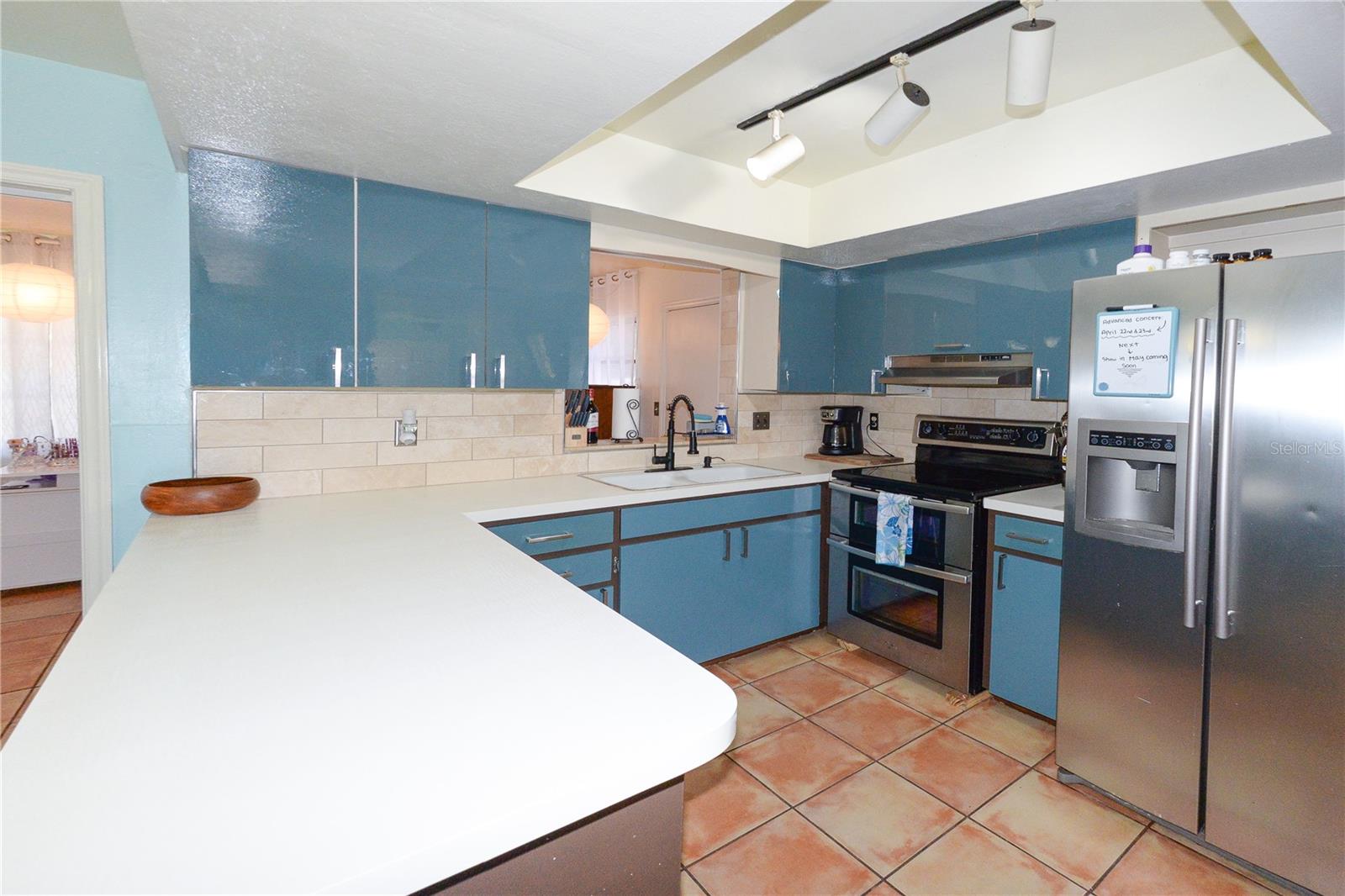 CORAL SHORES - Residential