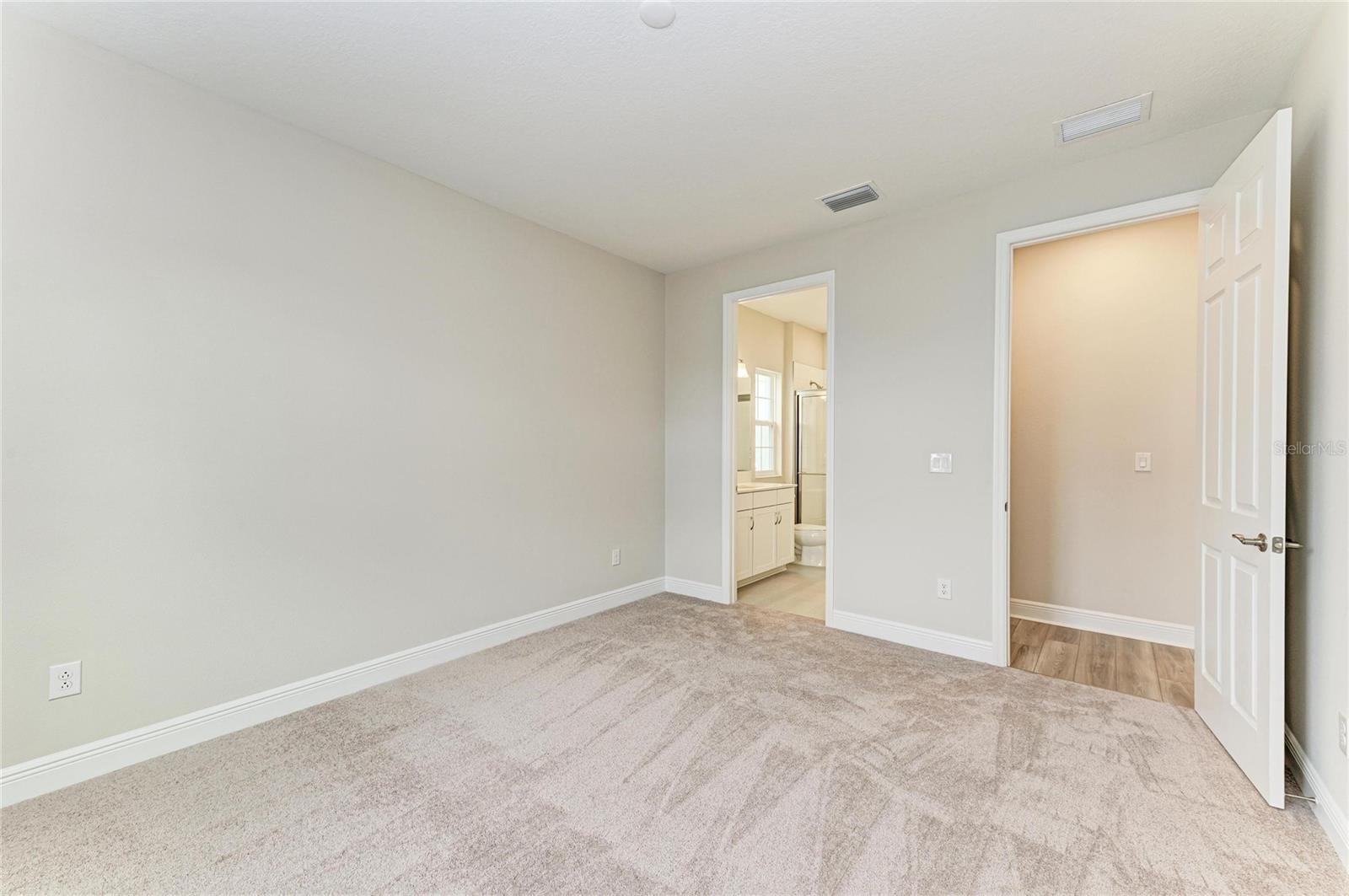 STAR FARMS - Residential