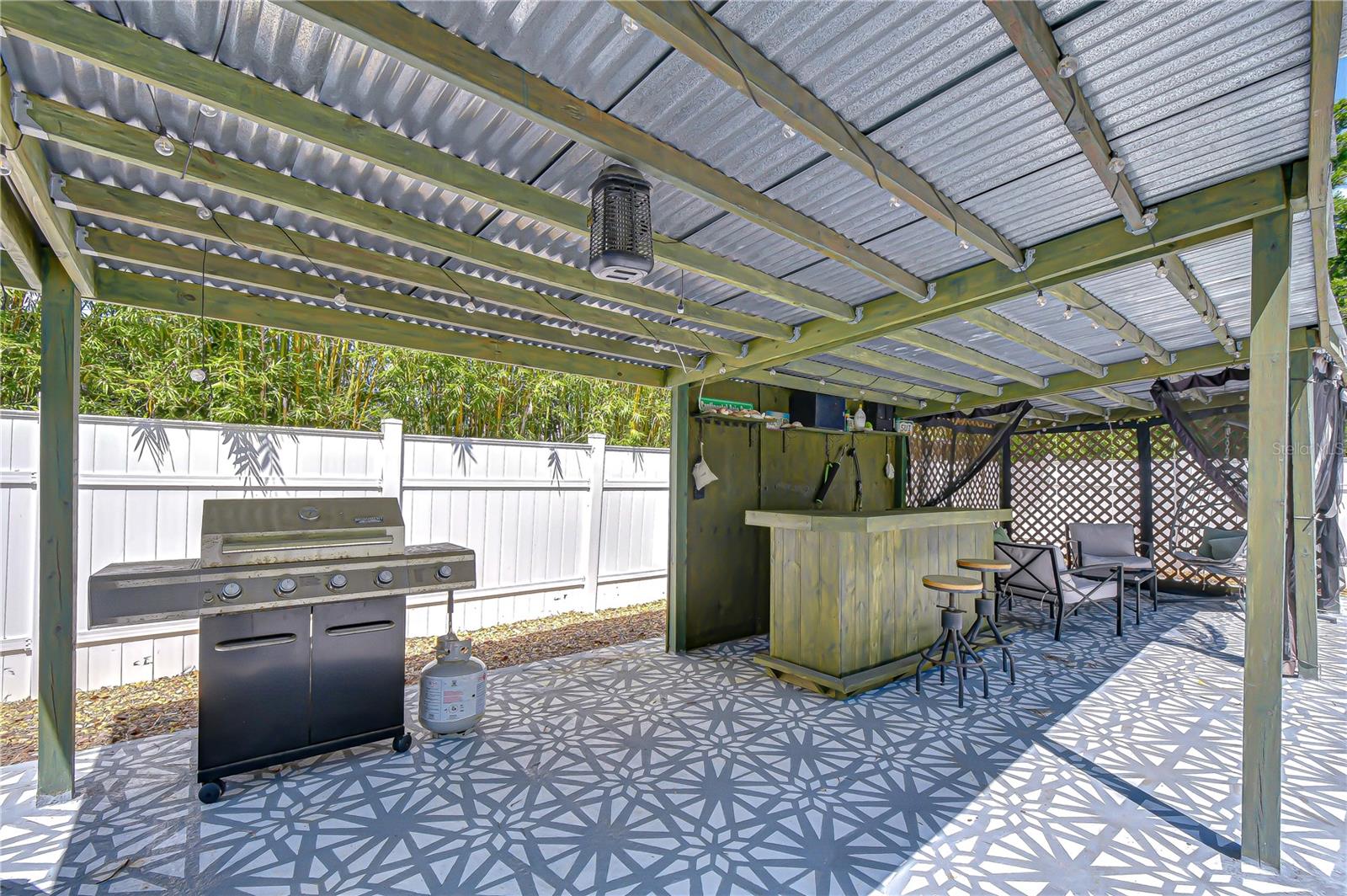 PASADENA ESTATES SEC F - Residential