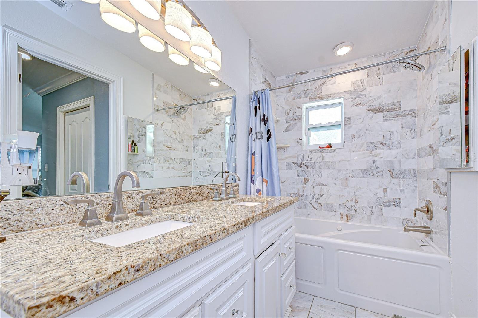 PASADENA ESTATES SEC F - Residential