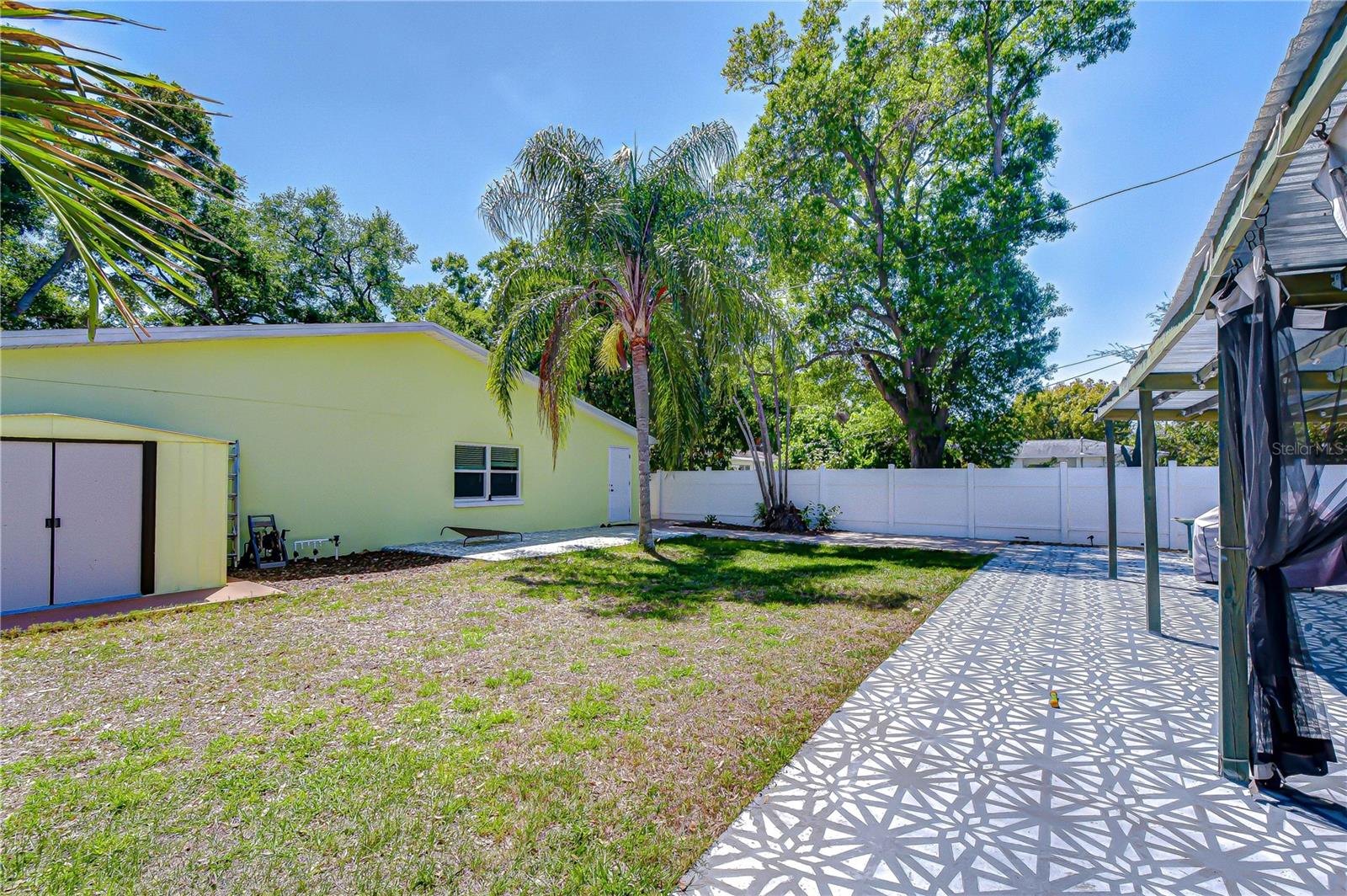 PASADENA ESTATES SEC F - Residential