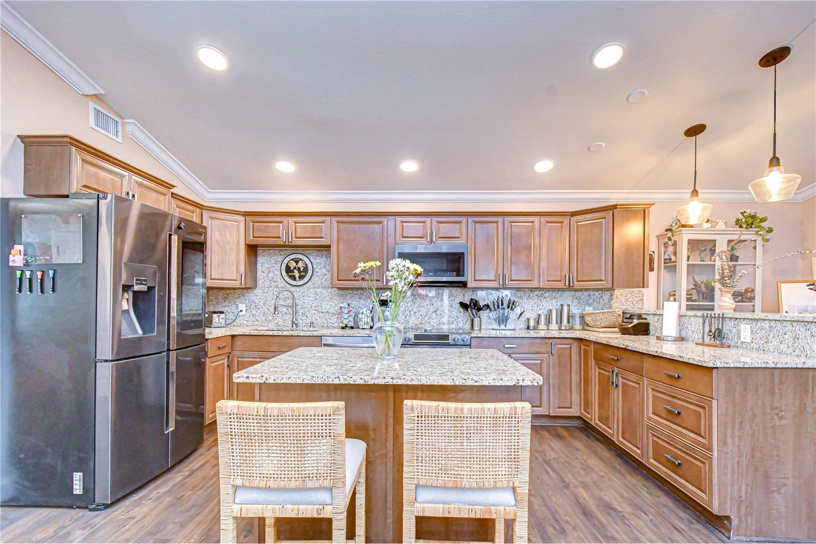 PASADENA ESTATES SEC F - Residential